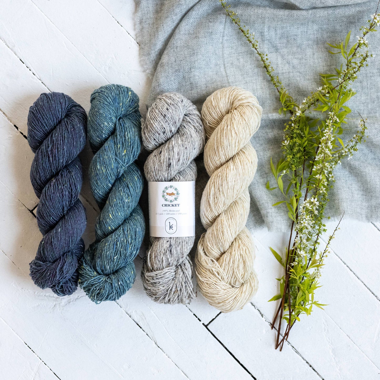 Cricket: Donegal tweed merino wool yarn