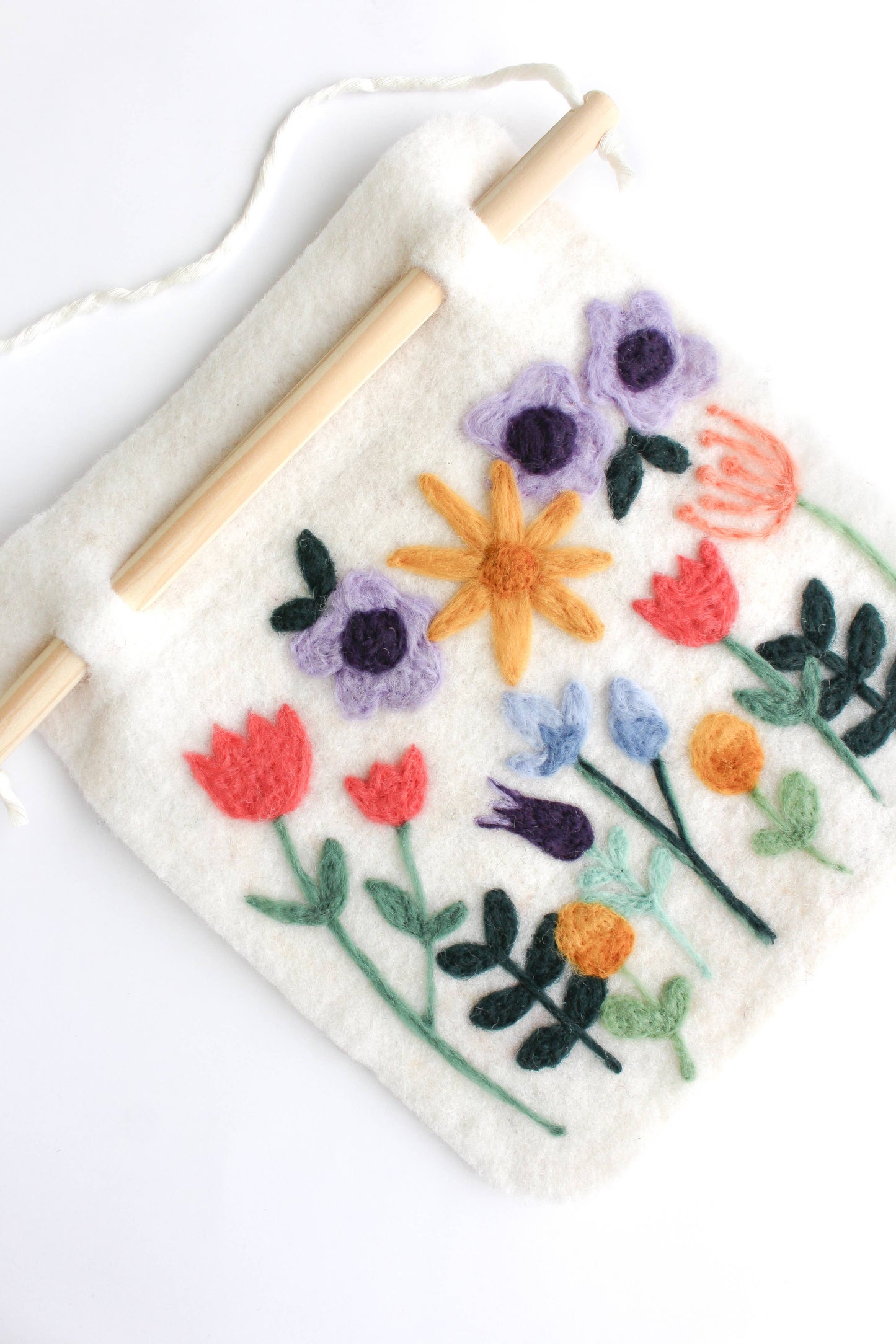 8"x8" Wildflower Banner Felting Kit