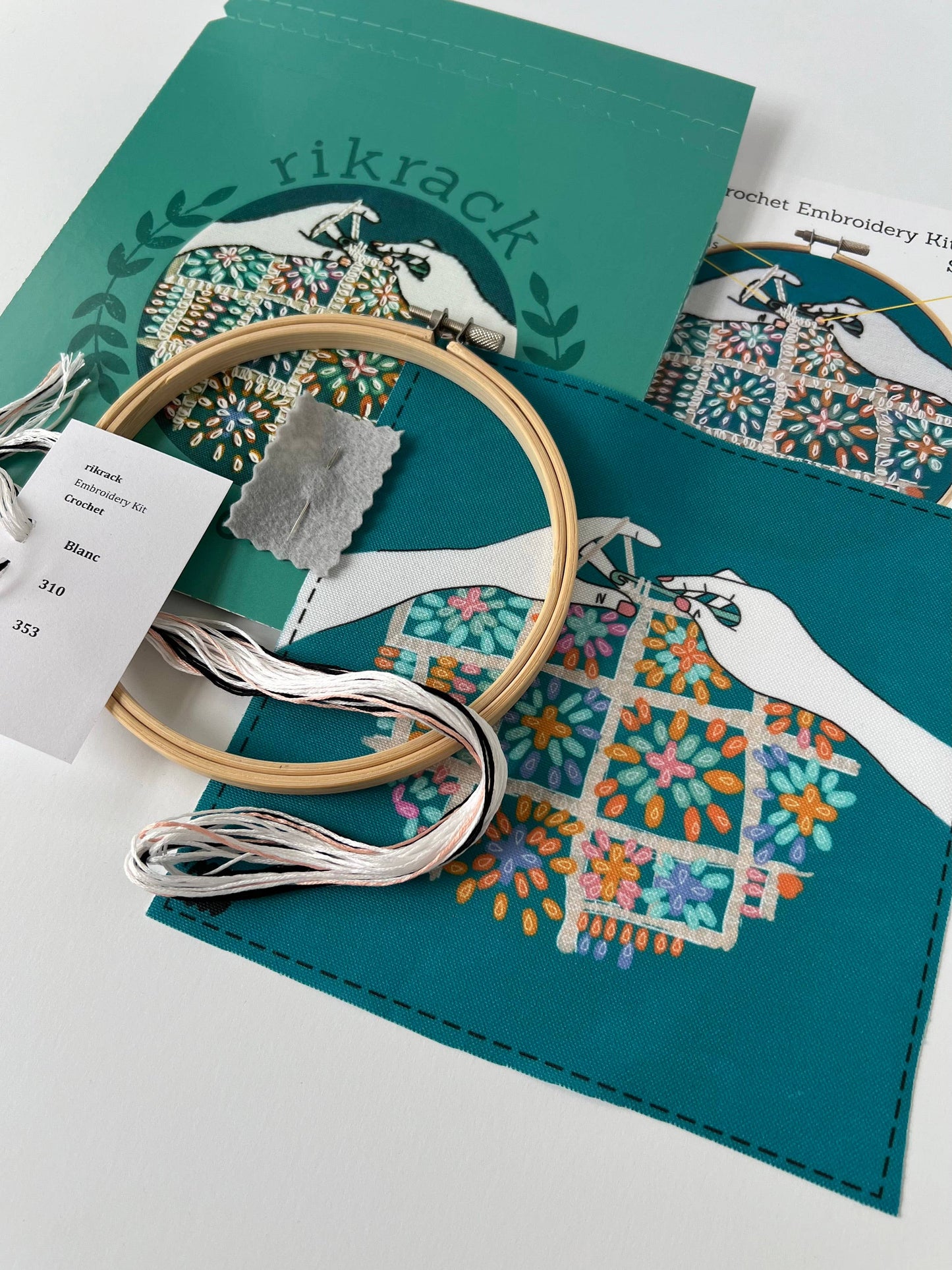 Crochet Lovers Embroidery Kit