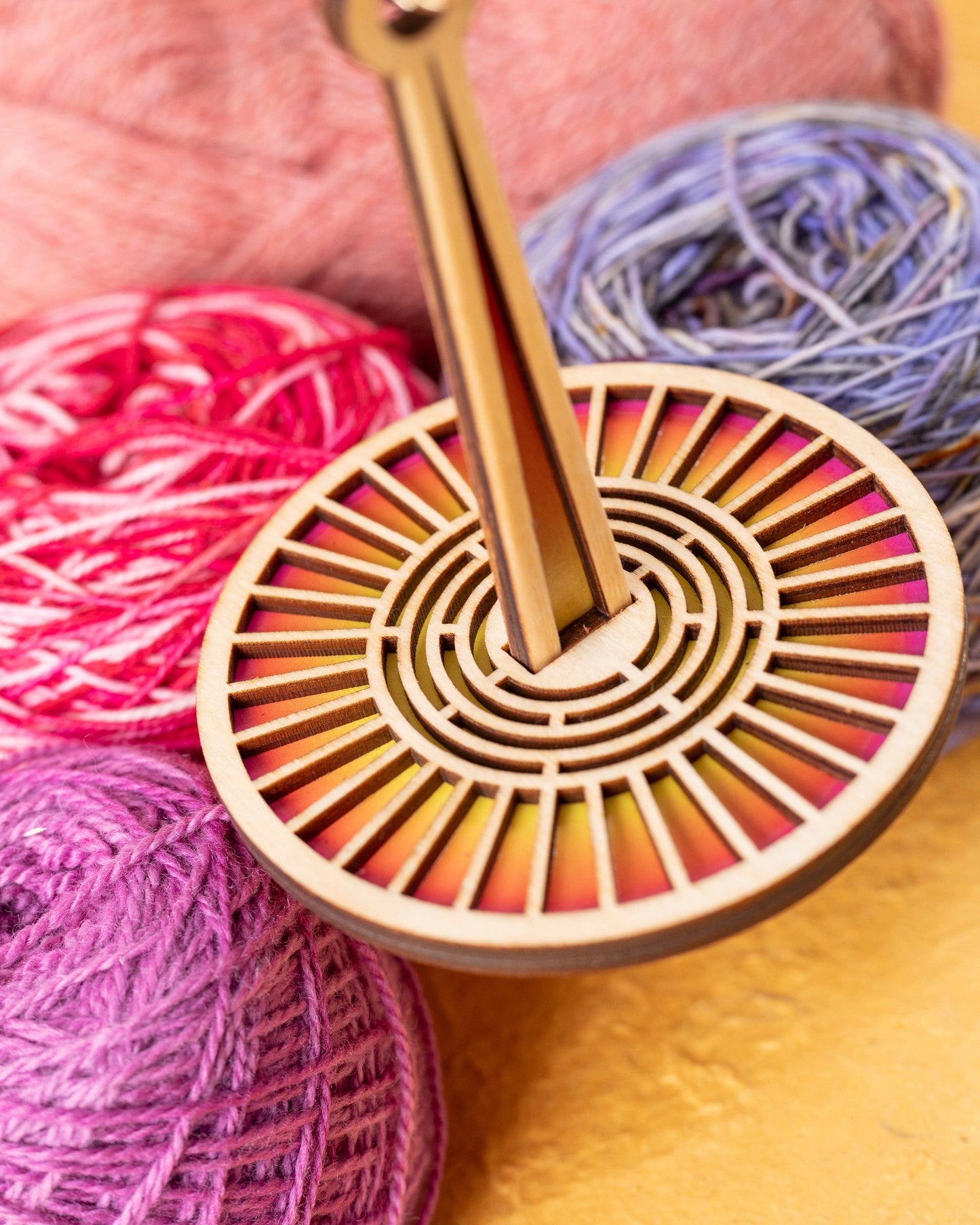 Sunrise Mini Minder yarn holder