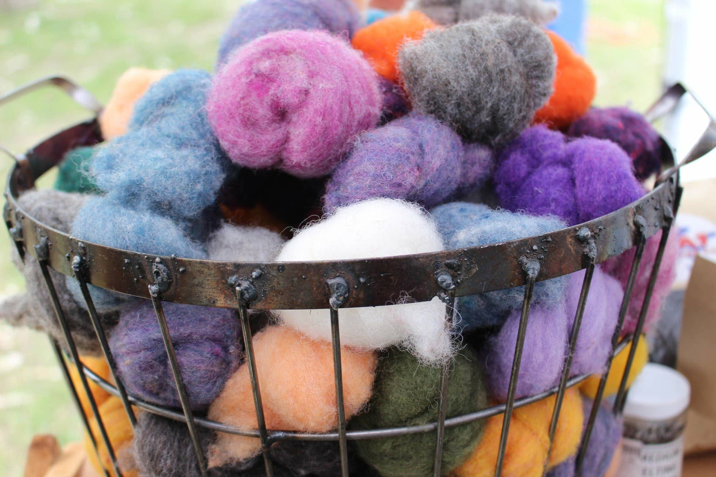 Bulk Needle Felting Wool- Random Mix 5 gram bits