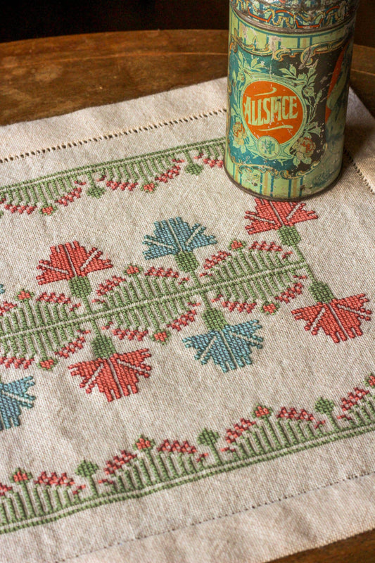 Cross stitch kit - Calliope's Meadow