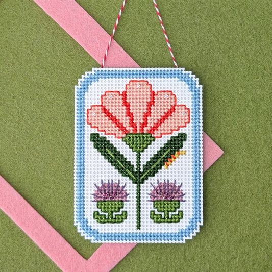 Framed Florals Carnation Cross Stitch Kit