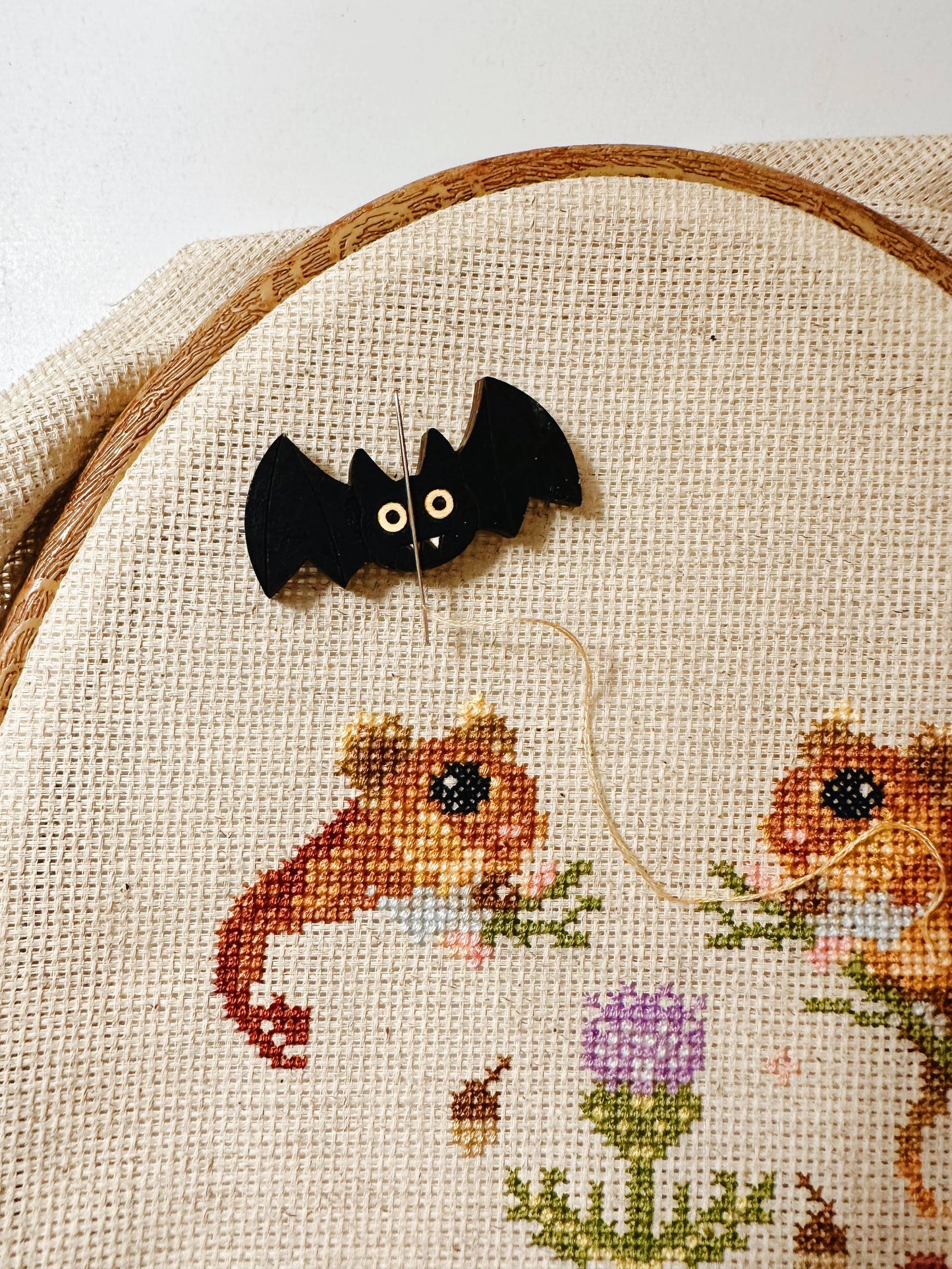 Bat Needle Minder, Wooden Magnetic Needle Minder, Halloween