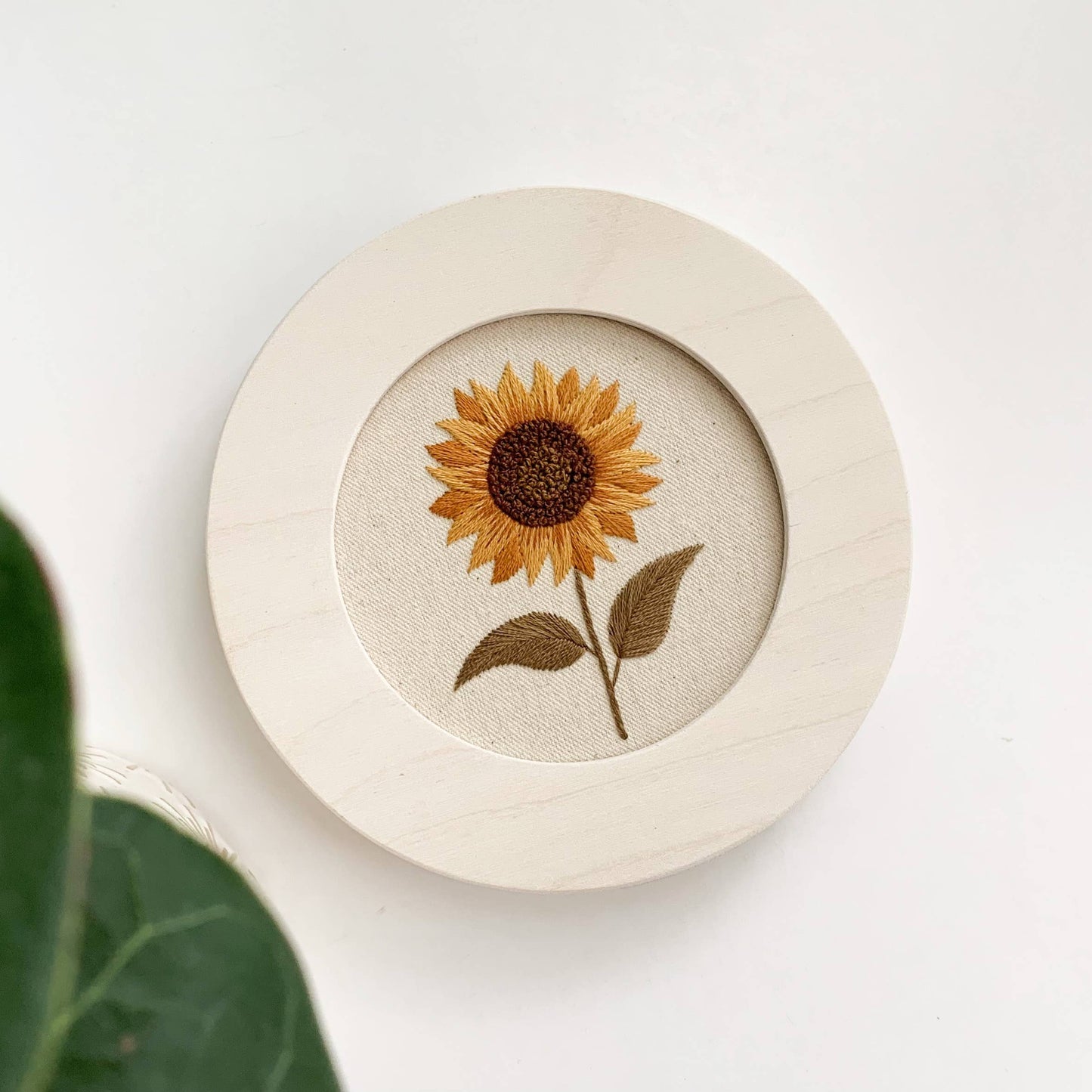 Sunflower embroidery kit, beginner embroidery DIY kit