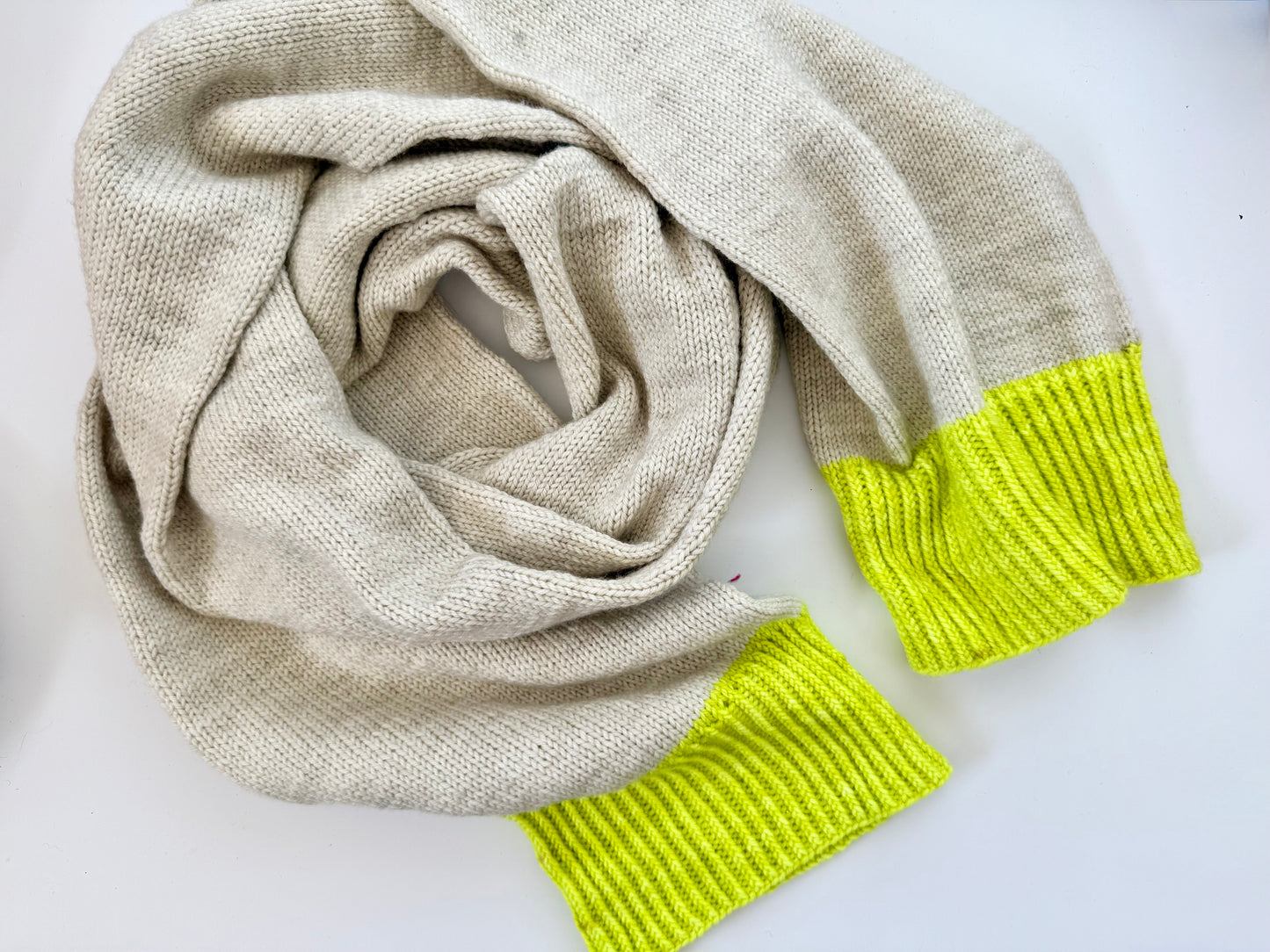 Basic Doodle Pattern Brochures