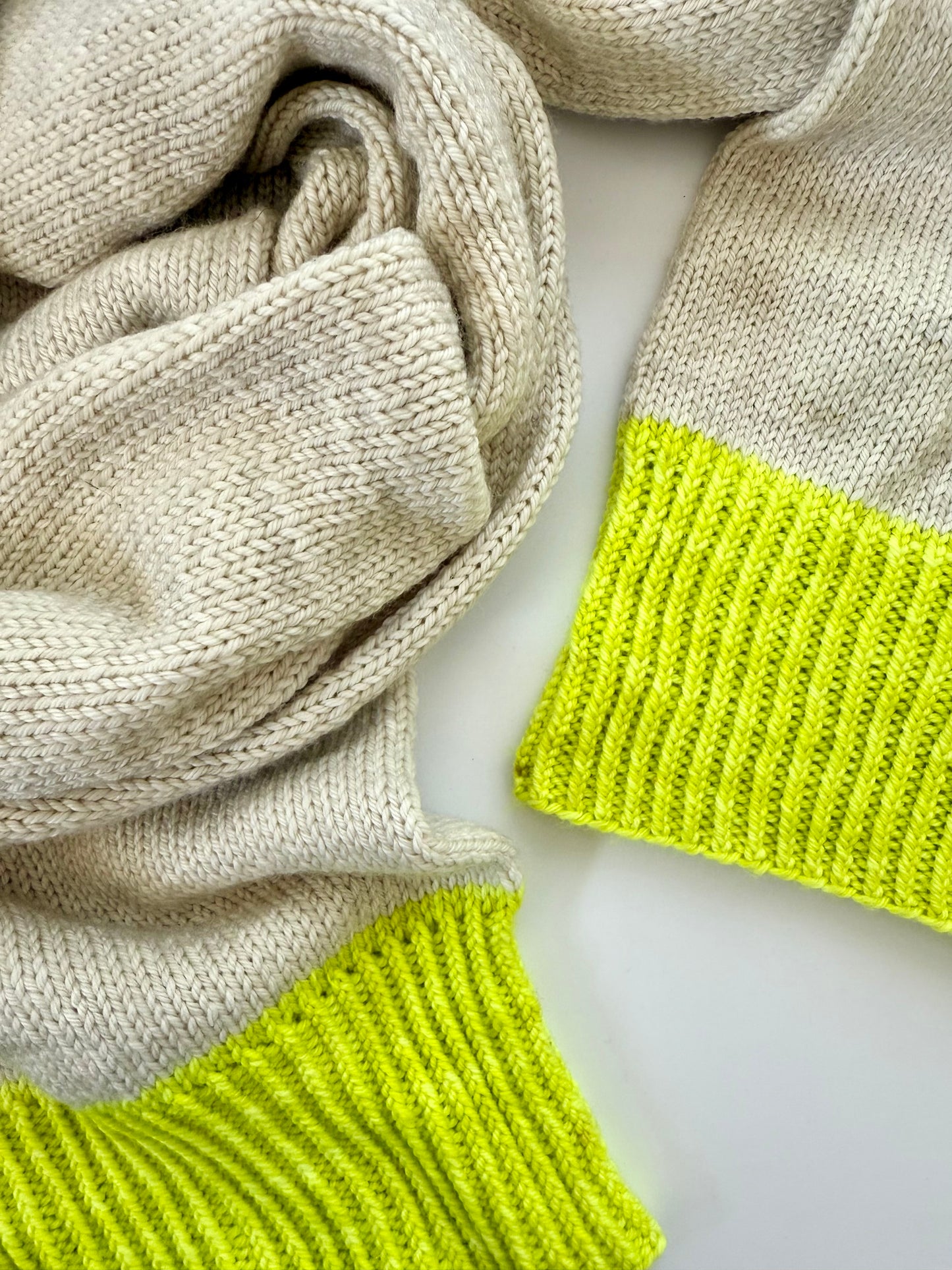 Basic Doodle Pattern Brochures