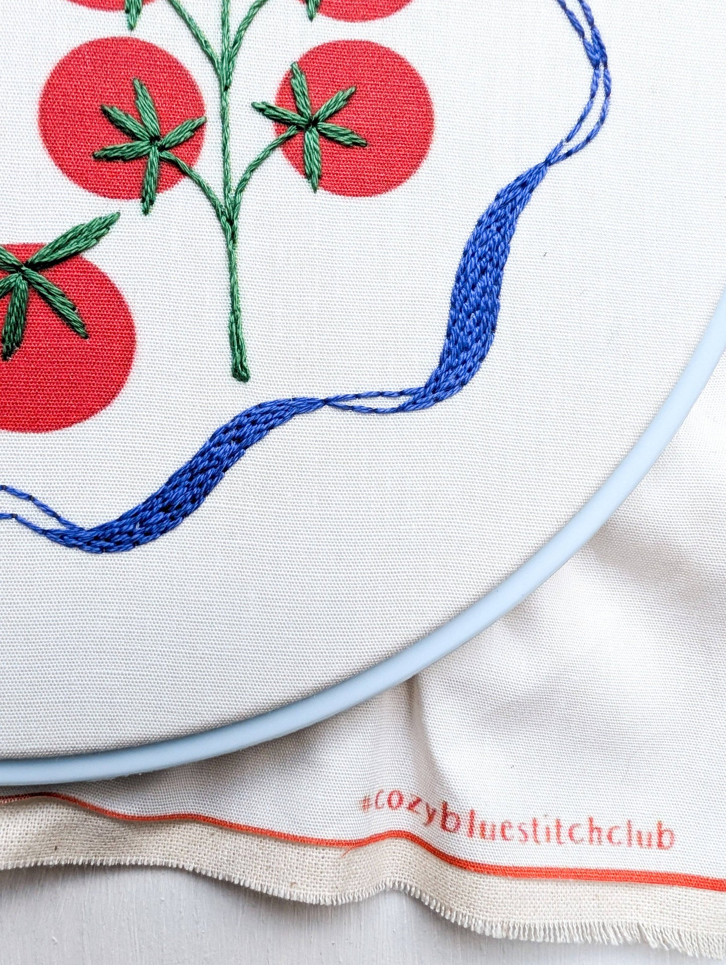 Tomatoes embroidery kit