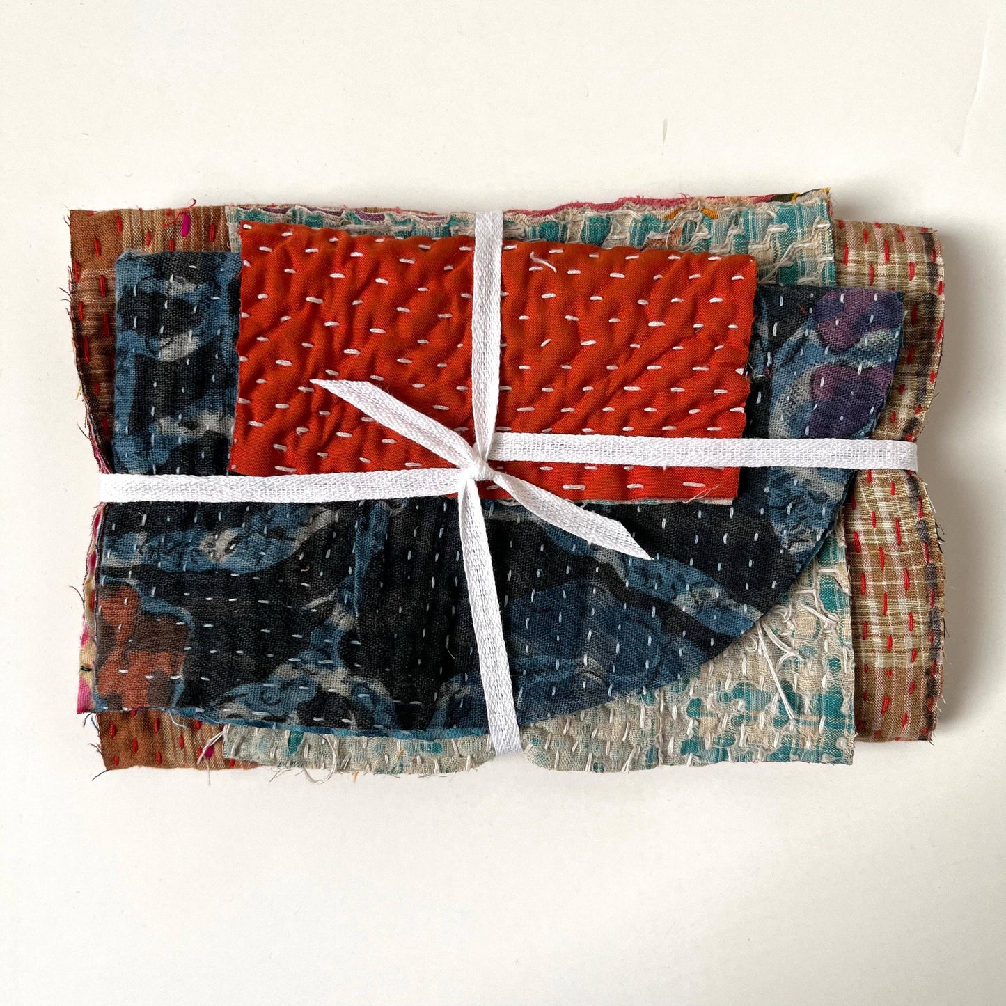 Otto Finn Lab Large Mending Bundle