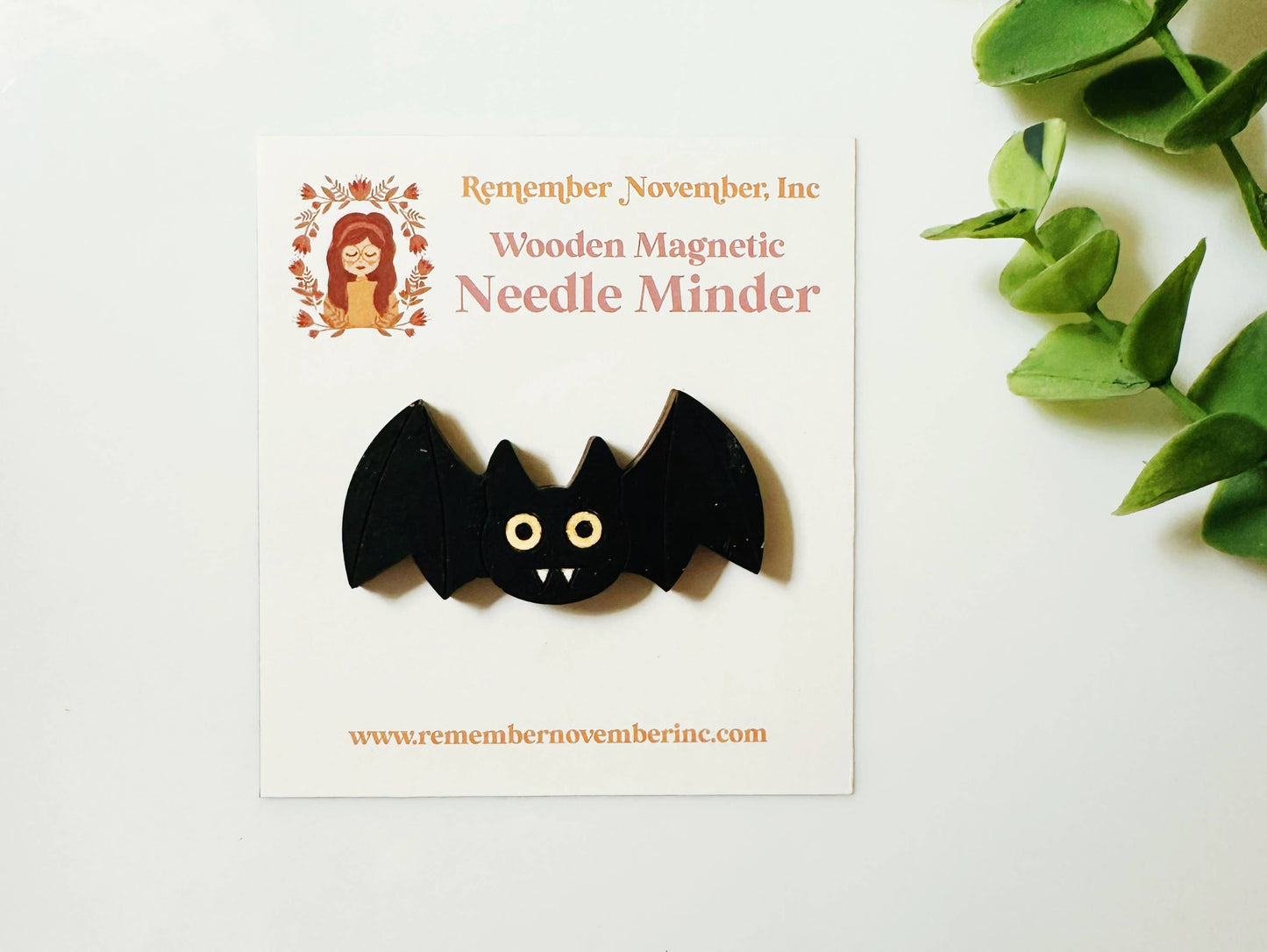 Bat Needle Minder, Wooden Magnetic Needle Minder, Halloween