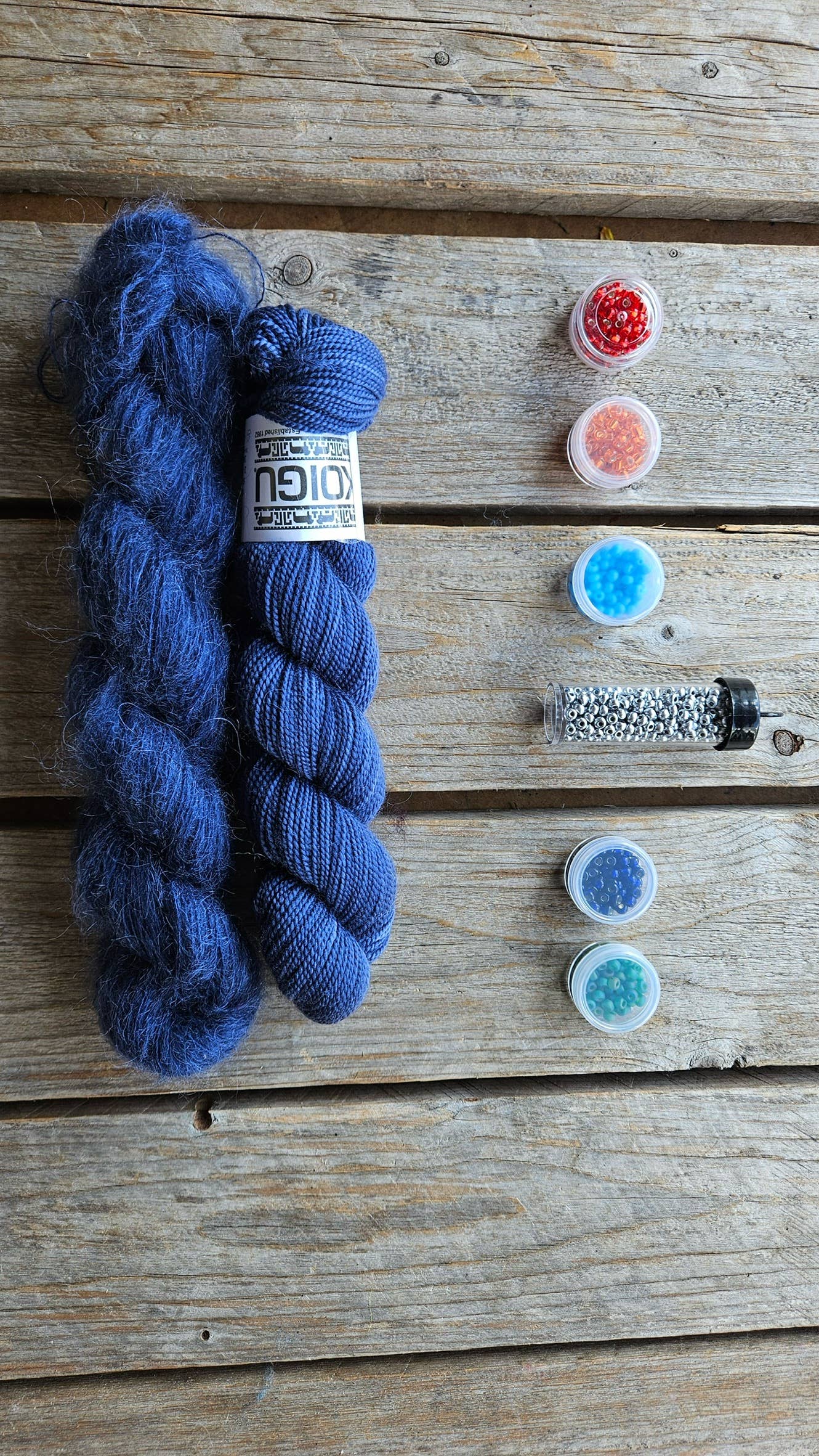 Painting with Beads Scarf Kit