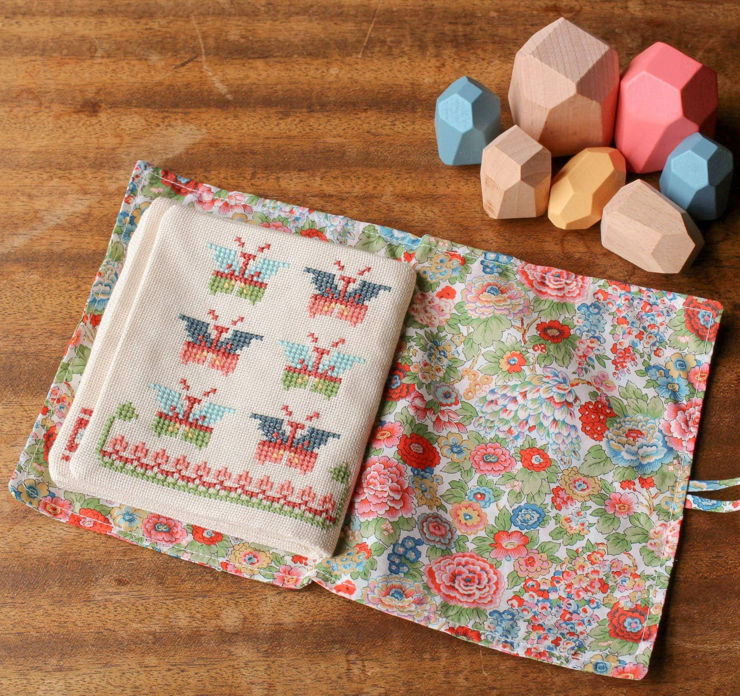 Cross stitch kit - Byzantine Beasts w/ Liberty® fabric