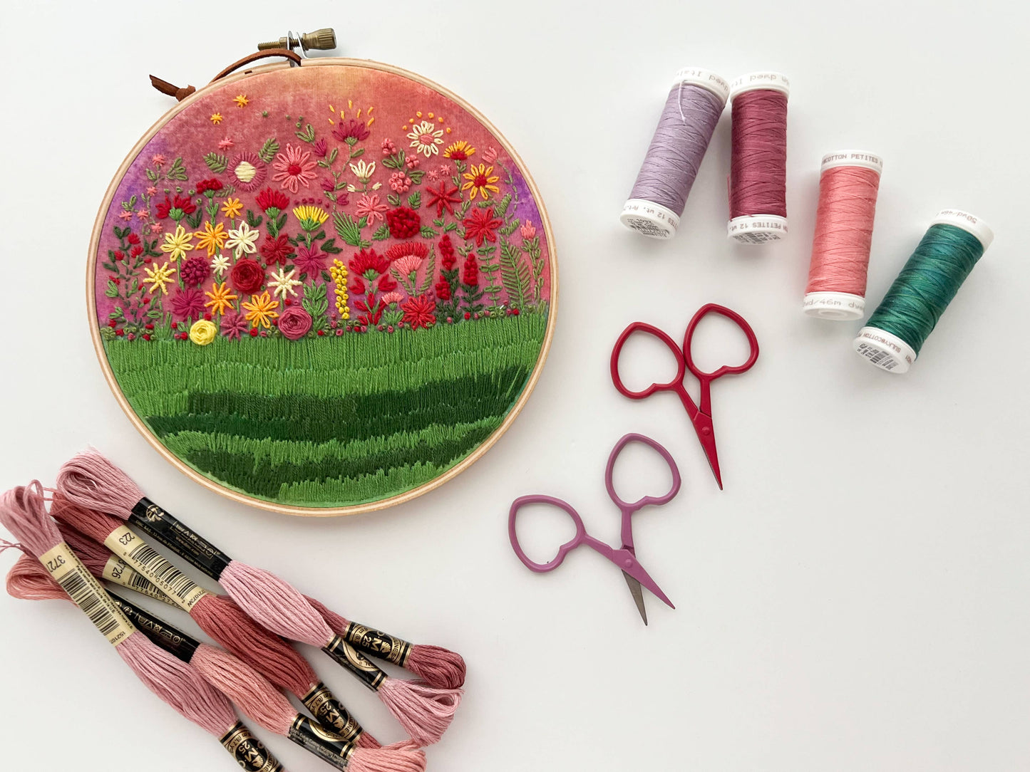 Small Heart scissors, tiny embroidery scissors, little snips